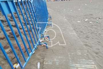 Melenara amanece sucia y maloliente (Foto TA)